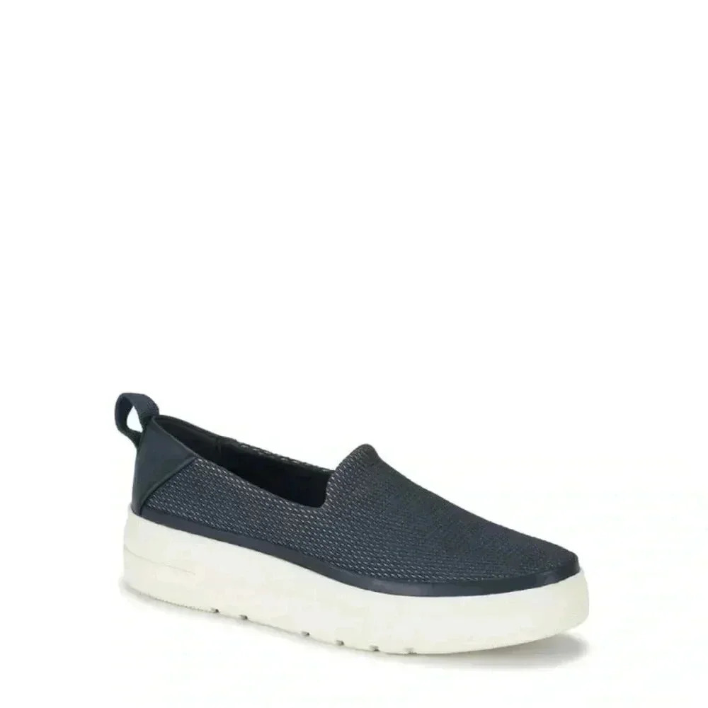 Baretraps Women's Nevin Slip  On Sneaker-8.5